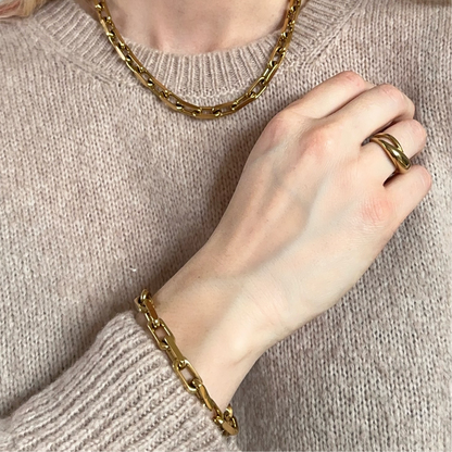 CHAIN NECKLACE