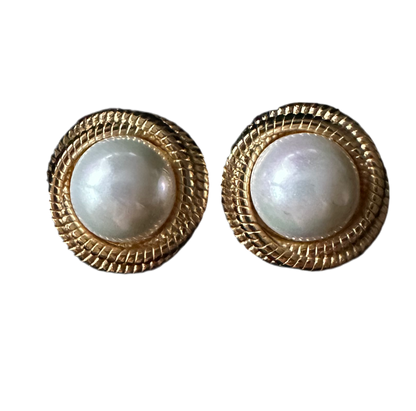 PEARL WHITE